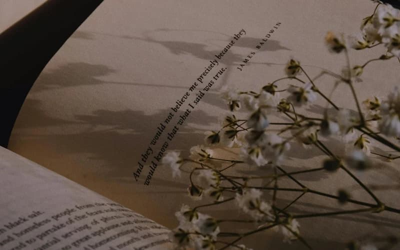 Navigating the Influence of Transit Neptune to the Natal Mercury: Creative Vision