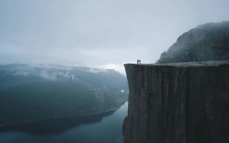 Navigating the Influence of Transit Neptune to the Natal Midheaven/Nadir: Elusive Reputation