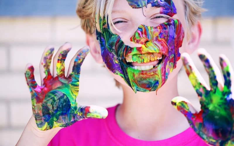 The Dynamics Between the Moon and Uranus at Birth: Erratic Instincts